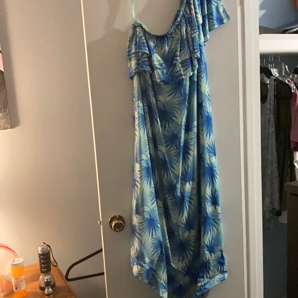 Vineyard Vines blue and teal detailed dress